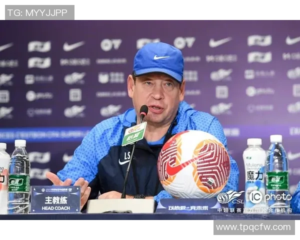 成都网球队在城市联赛积分榜中以75分稳居第一名展现强劲实力